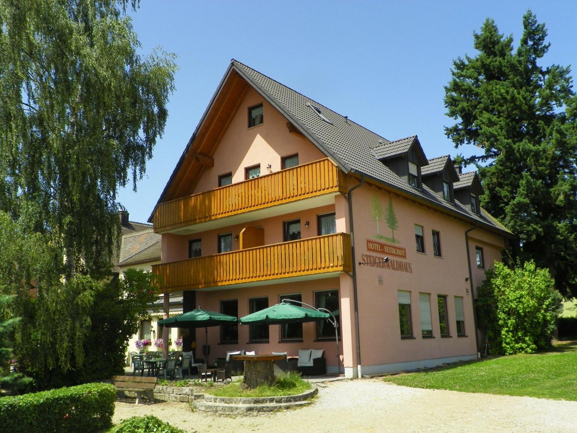 Landhotel Steigerwaldhaus Burghaslach Exterior foto